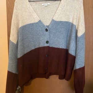 AE Cropped Balloon Sleeve Button Up Cardigan